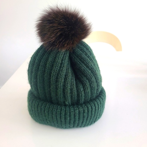 Winter knitted hat / beanie - Picture 7 of 7